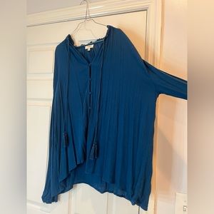 umgee   Button-up navy/green top